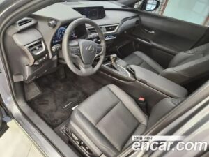 Lexus UX 2.0 2WD 2020 года из Южной Кореи