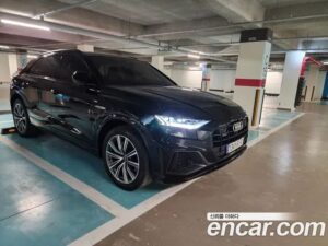 Audi Q8 55 TFSI 4WD Premium 2021 года из Южной Кореи