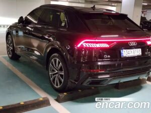 Audi Q8 55 TFSI 4WD Premium 2021 года из Южной Кореи