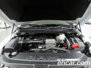 Dodge Ram Pick Up 5.7 2020 года из Южной Кореи