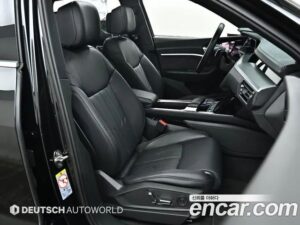 Audi e-tron 55 4WD 2021 года из Южной Кореи
