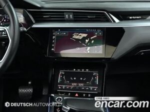 Audi e-tron 55 4WD 2021 года из Южной Кореи