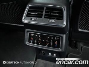 Audi e-tron 55 4WD 2021 года из Южной Кореи