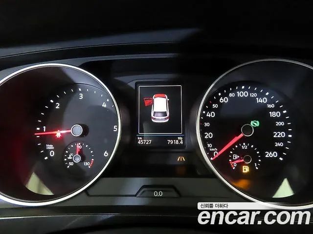 34919424_009.jpg Volkswagen Tiguan 2.0 TDI Premium 2020 года из Южной Кореи