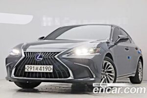 Lexus ES Executive 2022 года из Южной Кореи
