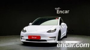 Tesla Model 3 Standard RANGE Plus 2020 года из Южной Кореи