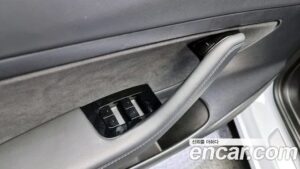 Tesla Model 3 Standard RANGE Plus 2020 года из Южной Кореи