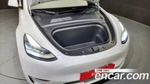 Tesla Model Y Standard RANGE 2021 года из Южной Кореи