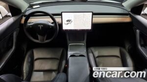 Tesla Model Y Standard RANGE 2021 года из Южной Кореи