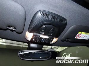 Mini Clubman JCW 2023 года из Южной Кореи