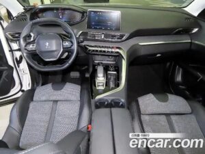 Peugeot 3008 1.5 BlueHDi ALLURE 2020 года из Южной Кореи