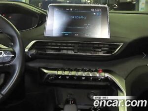 Peugeot 3008 1.5 BlueHDi ALLURE 2020 года из Южной Кореи