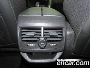 Peugeot 3008 1.5 BlueHDi ALLURE 2020 года из Южной Кореи
