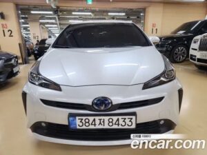 Toyota Prius 1.8 2022 года из Южной Кореи