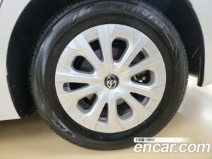 Toyota Prius 1.8 2022 года из Южной Кореи