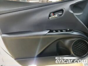 Toyota Prius 1.8 2022 года из Южной Кореи