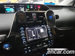 Toyota Prius 1.8 2022 года из Южной Кореи