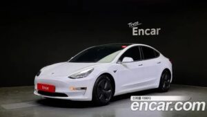 Tesla Model 3 Standard RANGE Plus 2020 года из Южной Кореи