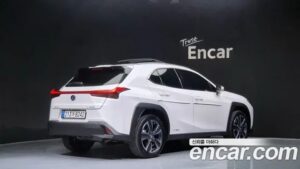 Lexus UX 2.0 AWD 2022 года из Южной Кореи