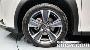 Lexus UX 2.0 AWD 2022 года из Южной Кореи