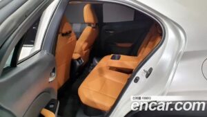 Lexus UX 2.0 AWD 2022 года из Южной Кореи
