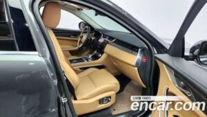Jaguar F-PACE P 250 SE 2022 года из Южной Кореи