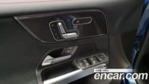 Mercedes-Benz GLB-Class GLB250 4MATIC 2020 года из Южной Кореи