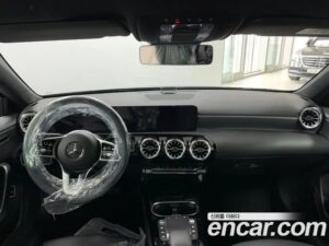 Mercedes-Benz A-Class A200d SEDAN 2022 года из Южной Кореи