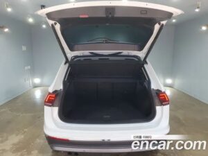 Volkswagen Tiguan 2.0 TDI Prestige 2020 года из Южной Кореи