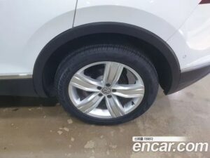 Volkswagen Tiguan 2.0 TDI Prestige 2020 года из Южной Кореи