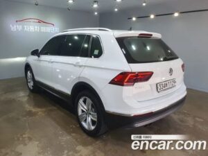Volkswagen Tiguan 2.0 TDI Prestige 2020 года из Южной Кореи