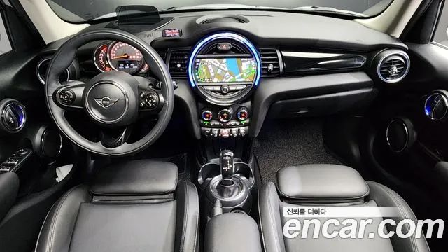 34923497_007-1.jpg Mini Cooper 5Door HIGH 2020 года из Южной Кореи