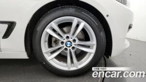BMW Gran Turismo GT 320d xDrive Sport 2020 года из Южной Кореи