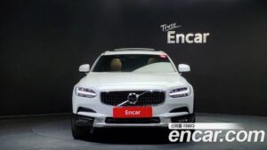 Volvo V90 T5 PRO AWD 2020 года из Южной Кореи