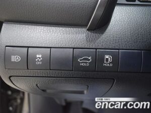 Toyota Camry 2.5 LE HYBRID 2021 года из Южной Кореи