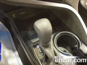 Toyota Camry 2.5 LE HYBRID 2021 года из Южной Кореи