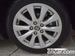 Toyota Camry 2.5 LE HYBRID 2021 года из Южной Кореи