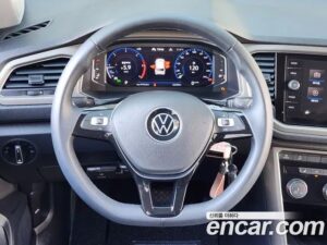 Volkswagen T-Roc 2.0 TDI Style 2022 года из Южной Кореи