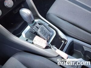 Volkswagen T-Roc 2.0 TDI Style 2022 года из Южной Кореи