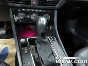 Volkswagen Jetta 1.4 TSI Prestige 2020 года из Южной Кореи