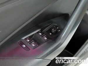 Volkswagen Jetta 1.4 TSI Prestige 2020 года из Южной Кореи