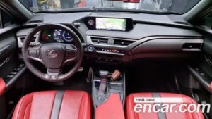 Lexus UX 2.0 F-Sport 2WD 2020 года из Южной Кореи
