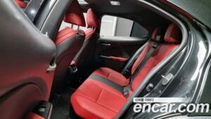 Lexus UX 2.0 F-Sport 2WD 2020 года из Южной Кореи