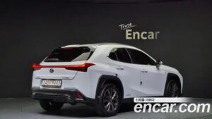 Lexus UX 2.0 F-Sport 2WD 2022 года из Южной Кореи