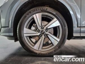 Audi Q2 35 TDI Premium 2023 года из Южной Кореи