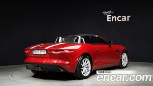 Jaguar F-TYPE P300 Cabriolet 2021 года из Южной Кореи