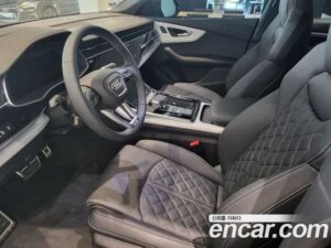 Audi Q8 55 TFSI 4WD Premium 2023 года из Южной Кореи