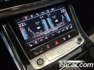 Audi Q8 55 TFSI 4WD Premium 2023 года из Южной Кореи