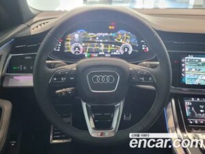 Audi Q8 55 TFSI 4WD Premium 2023 года из Южной Кореи