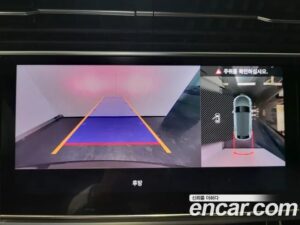 Audi Q8 55 TFSI 4WD Premium 2023 года из Южной Кореи